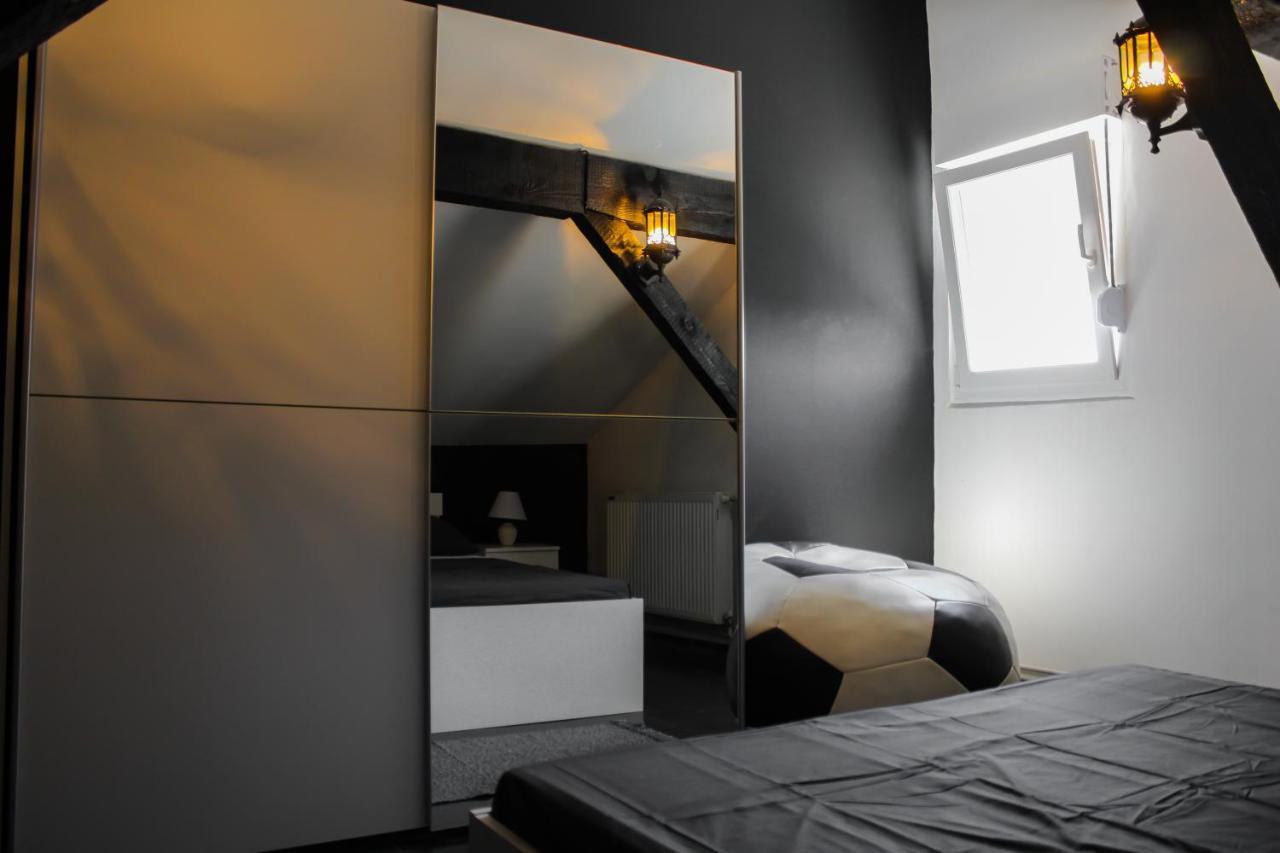 Bianco Nero Appartamento Ni Exteriér fotografie